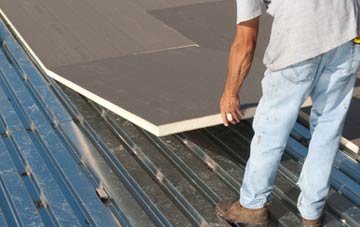 benefits of insulating Mundy Bois flat roofing